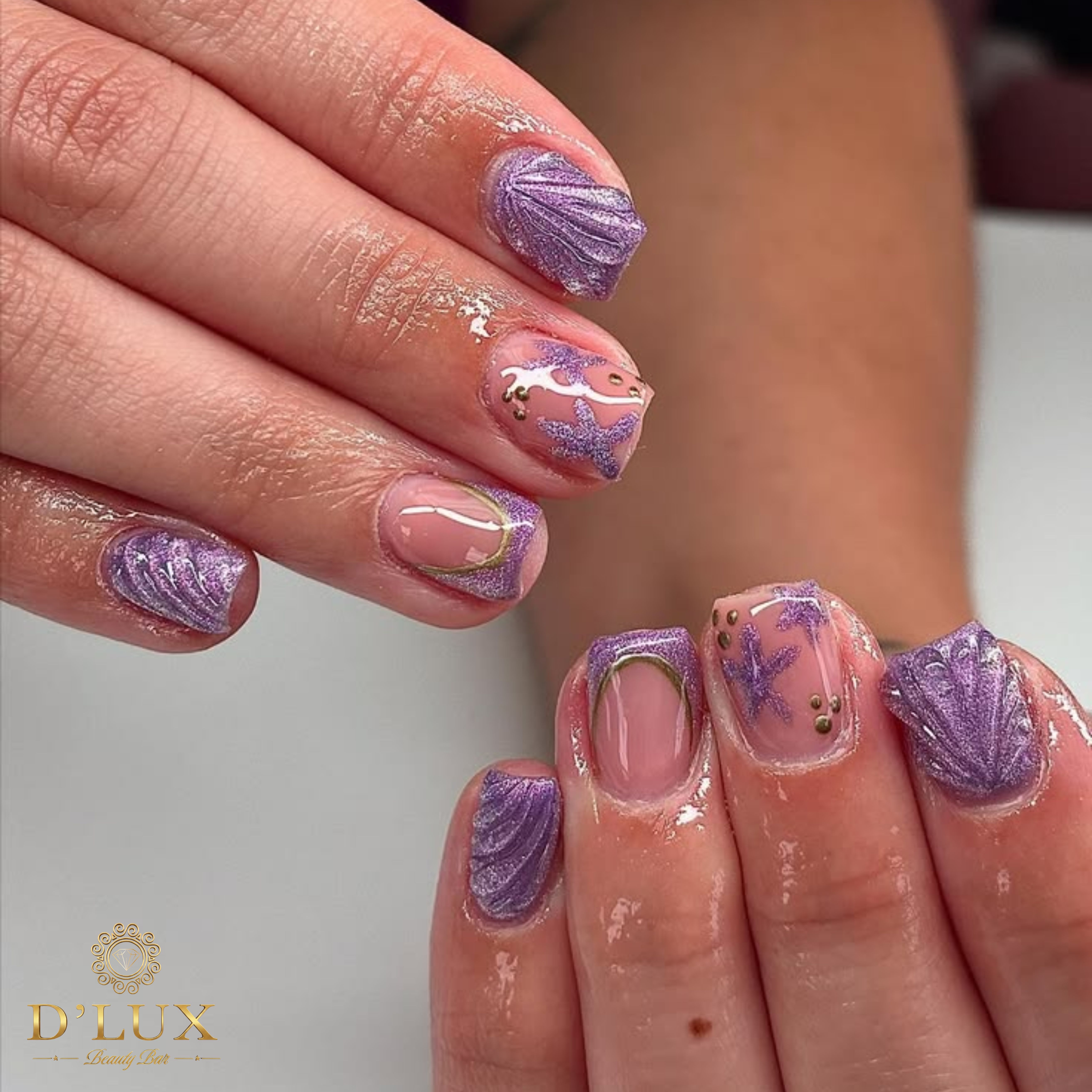 Nail colours